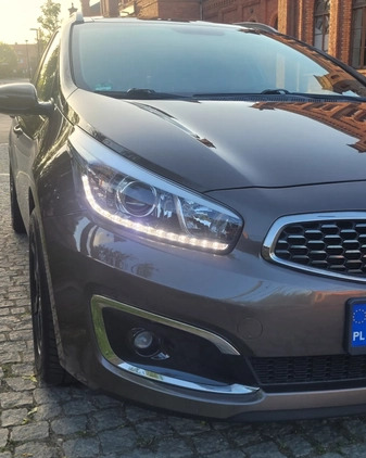 Kia Ceed cena 49900 przebieg: 167000, rok produkcji 2018 z Wałbrzych małe 781